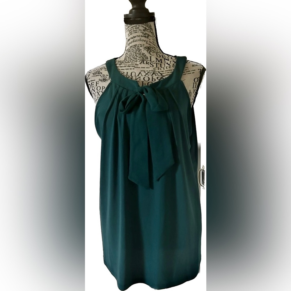 Atelier 29 Sleeveless tie detailed halter high style neckline Top Size L